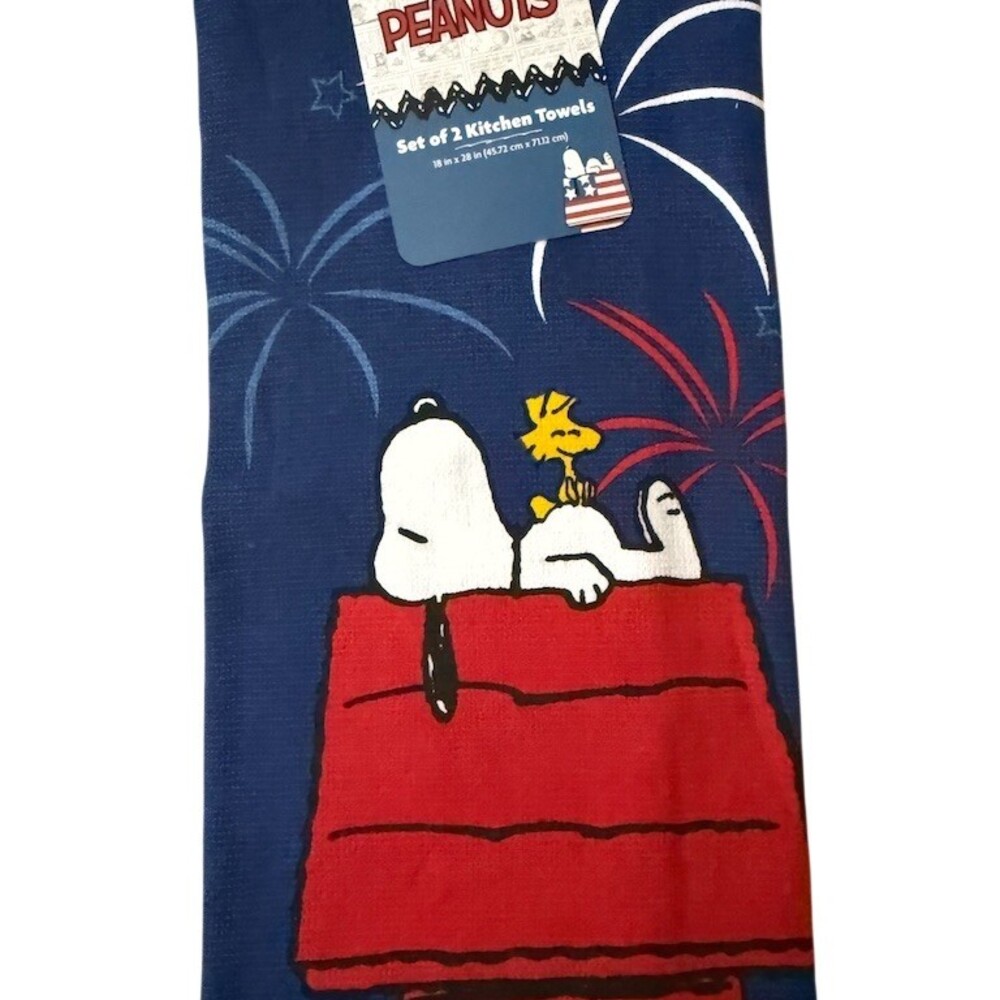 Peanuts Snoopy Woodstock Fireworks Kitchen Towels Set of 2 18x28